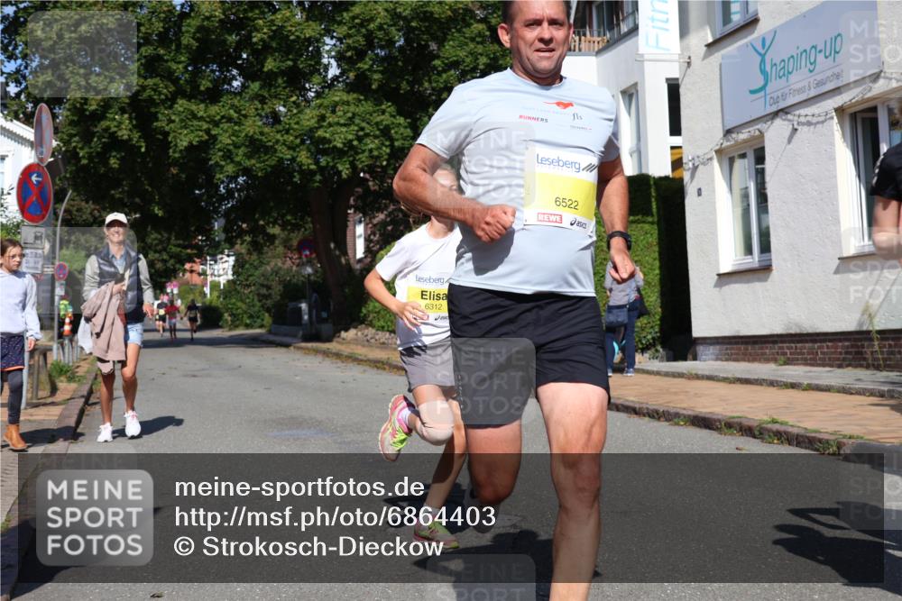 25.08.2024 - 20. Blankeneser Heldenlauf Strokosch-Dieckow http://msf.ph/oto/6864403 25.08.2024 10:25:31 Ziel 6312, 6505, 6517, 6522 meine-sportfotos.de