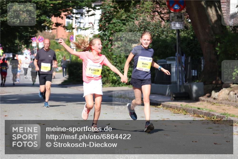 25.08.2024 - 20. Blankeneser Heldenlauf Strokosch-Dieckow http://msf.ph/oto/6864422 25.08.2024 10:25:39 Ziel 6169, 6184, 6311, 6501 meine-sportfotos.de