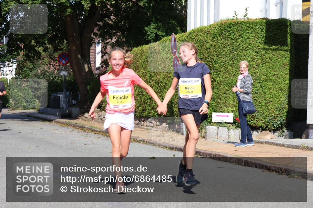25.08.2024 - 20. Blankeneser Heldenlauf Strokosch-Dieckow http://msf.ph/oto/6864485 25.08.2024 10:25:42 Ziel 6169, 6184, 6311, 6501 meine-sportfotos.de