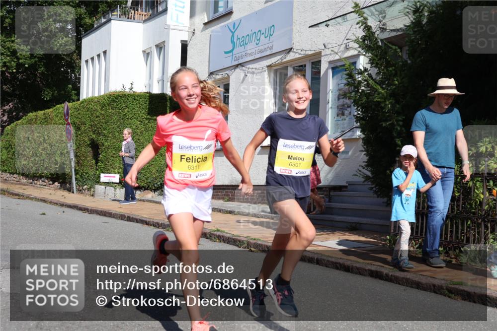 25.08.2024 - 20. Blankeneser Heldenlauf Strokosch-Dieckow http://msf.ph/oto/6864513 25.08.2024 10:25:44 Ziel 6169, 6184, 6311, 6501 meine-sportfotos.de