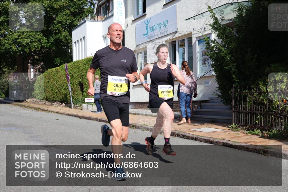 25.08.2024 - 20. Blankeneser Heldenlauf Strokosch-Dieckow http://msf.ph/oto/6864603 25.08.2024 10:25:49 Ziel 6169, 6184 meine-sportfotos.de