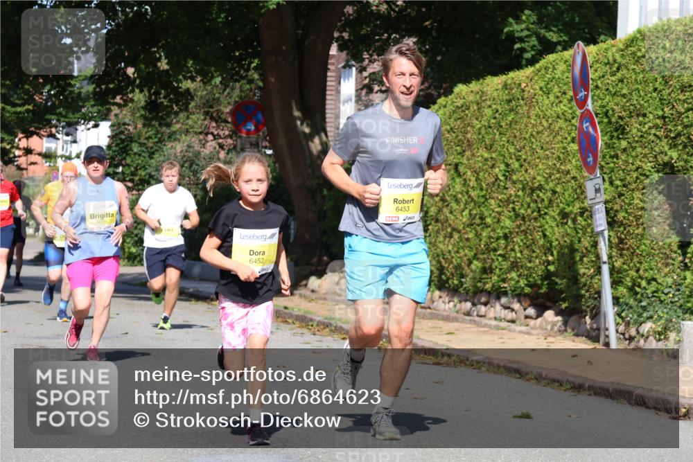 25.08.2024 - 20. Blankeneser Heldenlauf Strokosch-Dieckow http://msf.ph/oto/6864623 25.08.2024 10:26:00 Ziel 6251, 6255, 6383, 6384, 6452, 6453 meine-sportfotos.de