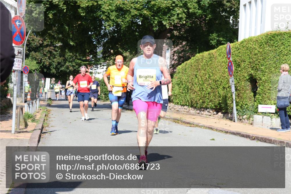 25.08.2024 - 20. Blankeneser Heldenlauf Strokosch-Dieckow http://msf.ph/oto/6864723 25.08.2024 10:26:03 Ziel 6119, 6251, 6255, 6383, 6384, 6433, 6451, 6452, 6453 meine-sportfotos.de