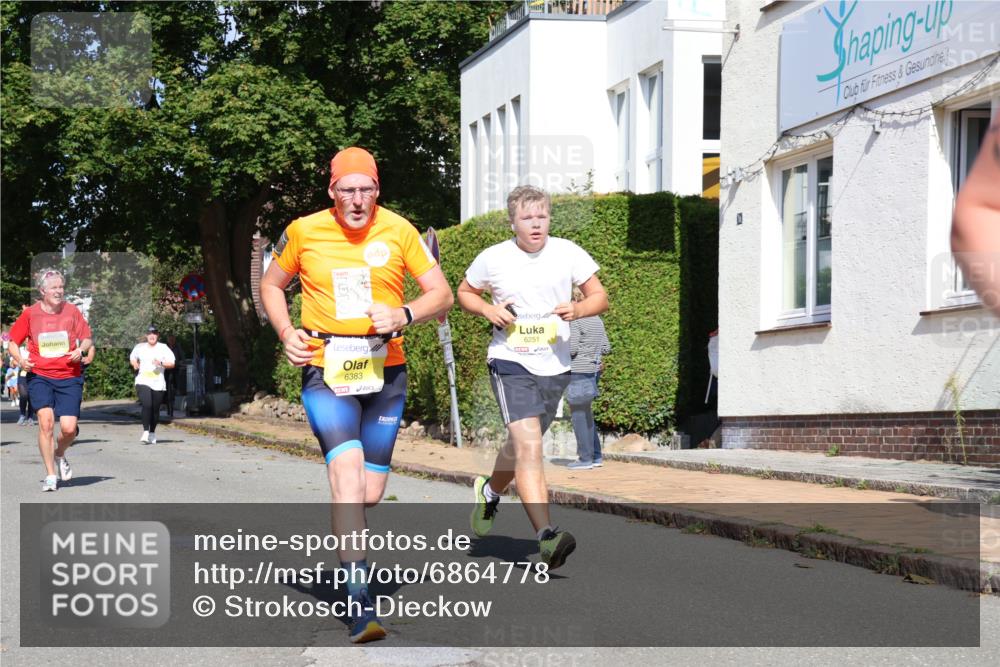 25.08.2024 - 20. Blankeneser Heldenlauf Strokosch-Dieckow http://msf.ph/oto/6864778 25.08.2024 10:26:05 Ziel 6119, 6251, 6255, 6383, 6384, 6433, 6451, 6452, 6453 meine-sportfotos.de