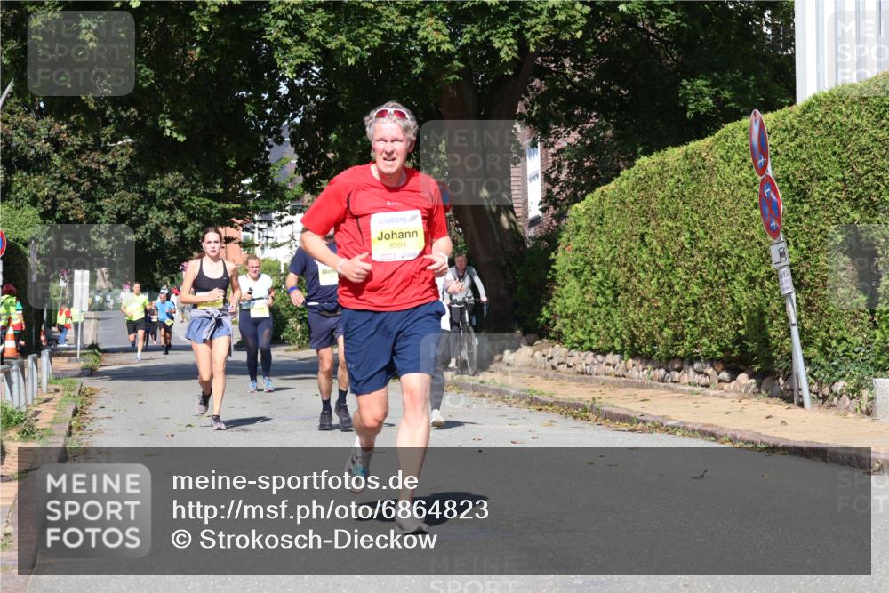 25.08.2024 - 20. Blankeneser Heldenlauf Strokosch-Dieckow http://msf.ph/oto/6864823 25.08.2024 10:26:07 Ziel 6069, 6119, 6251, 6255, 6383, 6384, 6433, 6451 meine-sportfotos.de