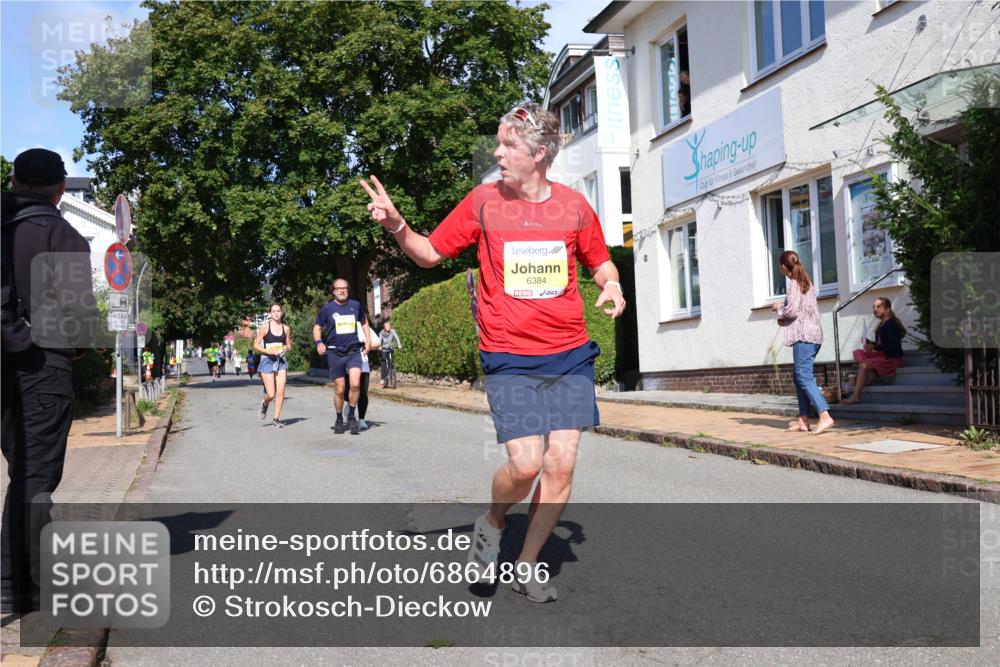 25.08.2024 - 20. Blankeneser Heldenlauf Strokosch-Dieckow http://msf.ph/oto/6864896 25.08.2024 10:26:09 Ziel 6069, 6119, 6251, 6255, 6383, 6384, 6433, 6451 meine-sportfotos.de