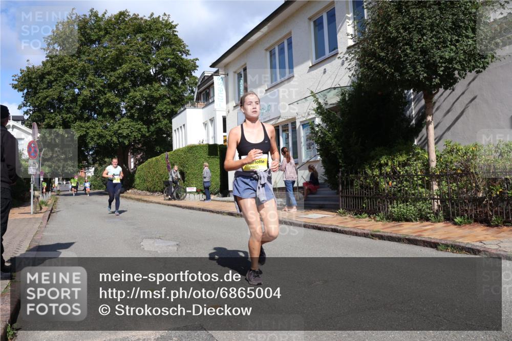 25.08.2024 - 20. Blankeneser Heldenlauf Strokosch-Dieckow http://msf.ph/oto/6865004 25.08.2024 10:26:13 Ziel 6066, 6069, 6119, 6355, 6384, 6433, 6451 meine-sportfotos.de
