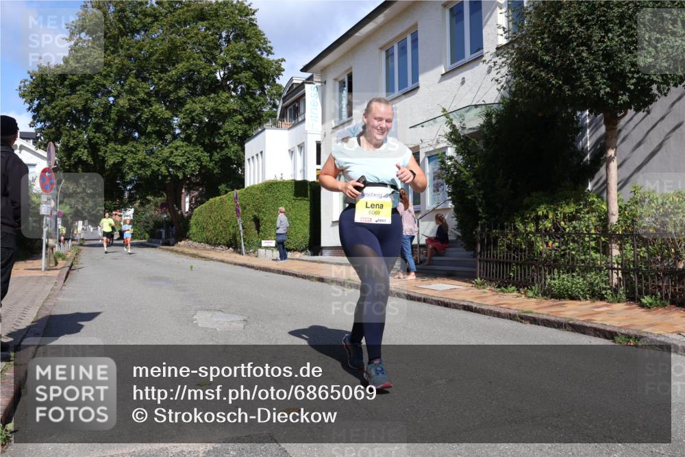 25.08.2024 - 20. Blankeneser Heldenlauf Strokosch-Dieckow http://msf.ph/oto/6865069 25.08.2024 10:26:16 Ziel 6066, 6069, 6119, 6355, 6433, 6451, 6484, 6485 meine-sportfotos.de