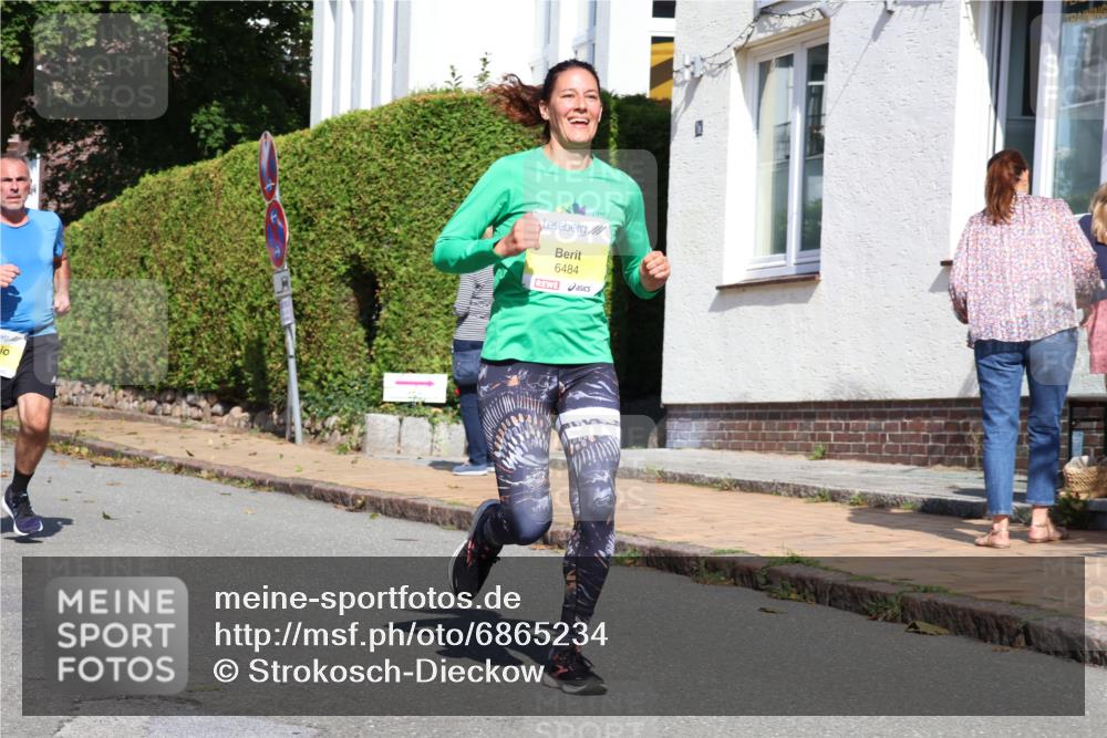 25.08.2024 - 20. Blankeneser Heldenlauf Strokosch-Dieckow http://msf.ph/oto/6865234 25.08.2024 10:26:26 Ziel 6014, 6066, 6355, 6476, 6484, 6485, 6506 meine-sportfotos.de