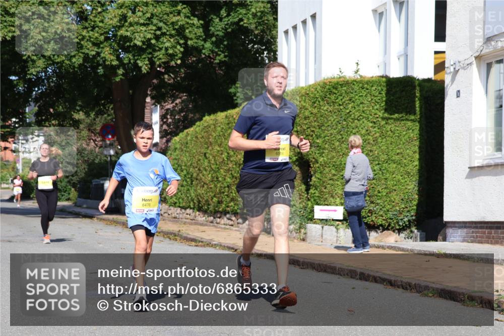 25.08.2024 - 20. Blankeneser Heldenlauf Strokosch-Dieckow http://msf.ph/oto/6865333 25.08.2024 10:26:33 Ziel 6014, 6030, 6476, 6506 meine-sportfotos.de