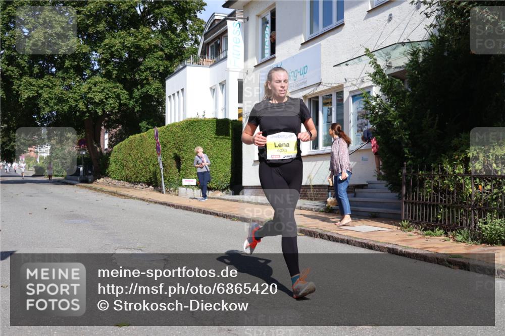 25.08.2024 - 20. Blankeneser Heldenlauf Strokosch-Dieckow http://msf.ph/oto/6865420 25.08.2024 10:26:38 Ziel 6030, 6161, 6476, 6506 meine-sportfotos.de