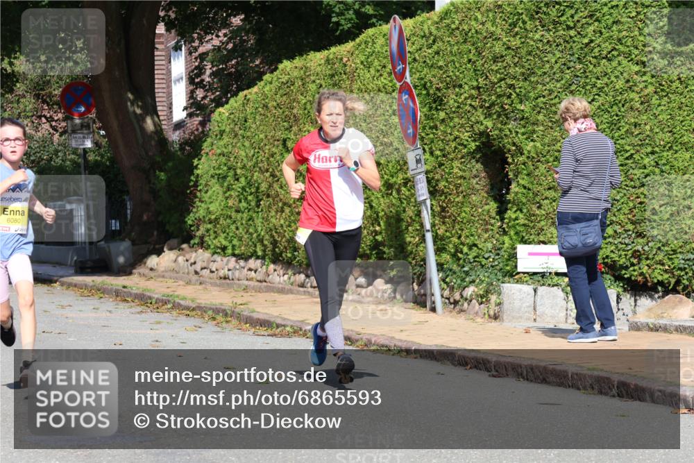 25.08.2024 - 20. Blankeneser Heldenlauf Strokosch-Dieckow http://msf.ph/oto/6865593 25.08.2024 10:27:07 Ziel 6080, 6081, 6135, 6250, 6335, 6526 meine-sportfotos.de