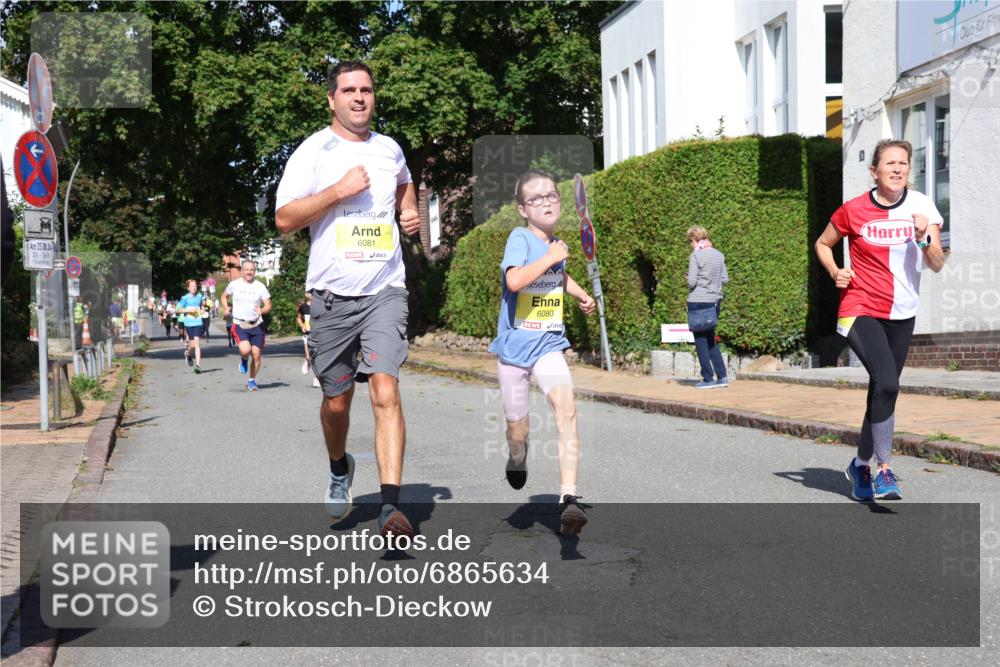 25.08.2024 - 20. Blankeneser Heldenlauf Strokosch-Dieckow http://msf.ph/oto/6865634 25.08.2024 10:27:09 Ziel 6023, 6080, 6081, 6135, 6250, 6335, 6526 meine-sportfotos.de