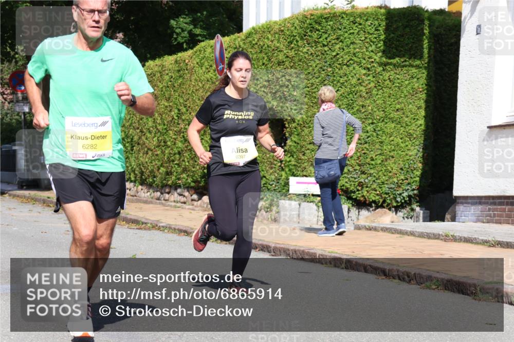 25.08.2024 - 20. Blankeneser Heldenlauf Strokosch-Dieckow http://msf.ph/oto/6865914 25.08.2024 10:27:25 Ziel 6063, 6203, 6214, 6282, 6397 meine-sportfotos.de