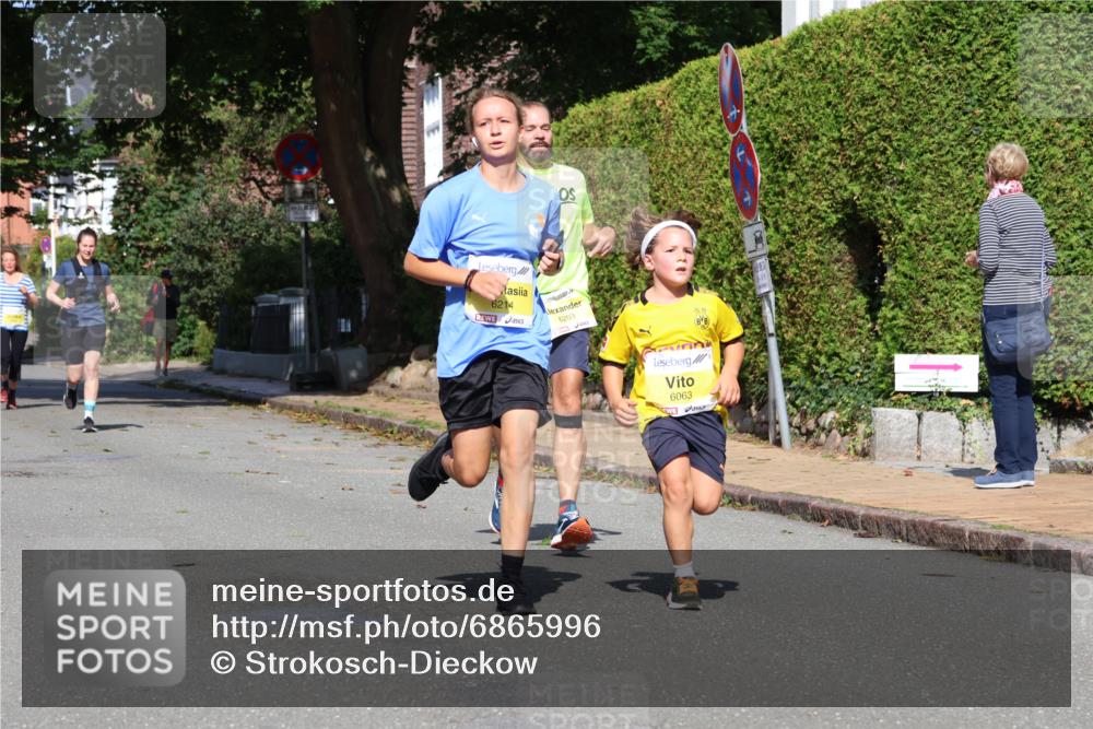 25.08.2024 - 20. Blankeneser Heldenlauf Strokosch-Dieckow http://msf.ph/oto/6865996 25.08.2024 10:27:32 Ziel 6010, 6063, 6074, 6203, 6214 meine-sportfotos.de