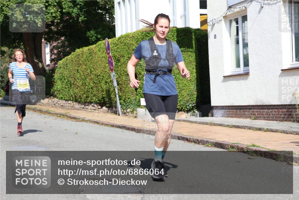 25.08.2024 - 20. Blankeneser Heldenlauf Strokosch-Dieckow http://msf.ph/oto/6866064 25.08.2024 10:27:39 Ziel 6010, 6015, 6074, 6203, 6214, 6299, 6318 meine-sportfotos.de
