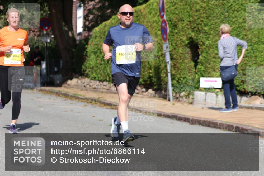 25.08.2024 - 20. Blankeneser Heldenlauf Strokosch-Dieckow http://msf.ph/oto/6866114 25.08.2024 10:27:44 Ziel 6010, 6015, 6074, 6299, 6318 meine-sportfotos.de