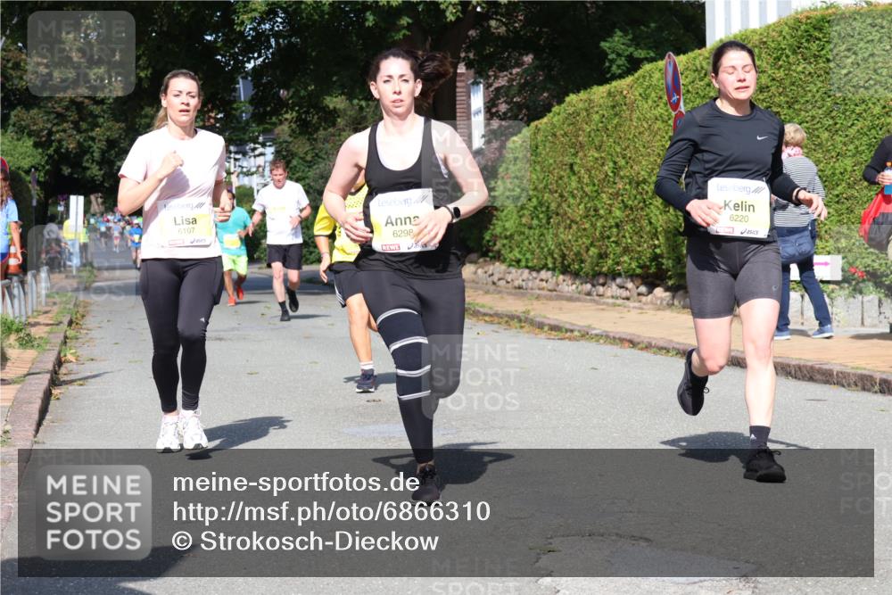 25.08.2024 - 20. Blankeneser Heldenlauf Strokosch-Dieckow http://msf.ph/oto/6866310 25.08.2024 10:28:01 Ziel 6017, 6102, 6107, 6220, 6298, 6470 meine-sportfotos.de