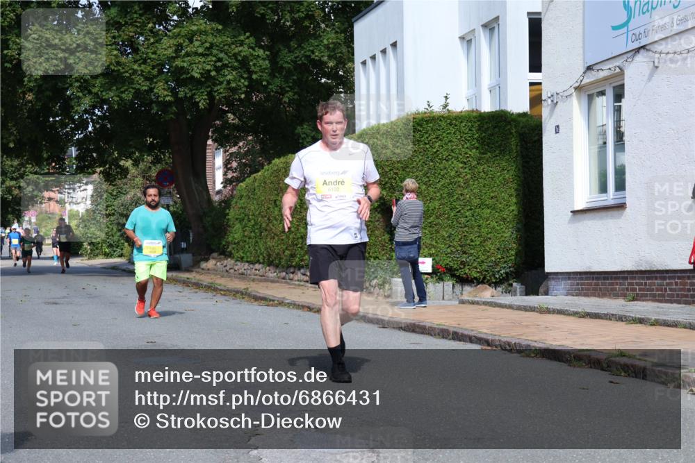 25.08.2024 - 20. Blankeneser Heldenlauf Strokosch-Dieckow http://msf.ph/oto/6866431 25.08.2024 10:28:07 Ziel 6102, 6107, 6220, 6470, 6518 meine-sportfotos.de