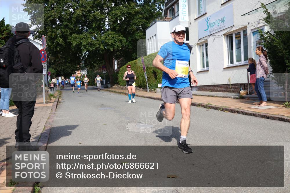 25.08.2024 - 20. Blankeneser Heldenlauf Strokosch-Dieckow http://msf.ph/oto/6866621 25.08.2024 10:28:24 Ziel 6007, 6222, 6233, 6434, 6435, 6446, 6463, 6510 meine-sportfotos.de