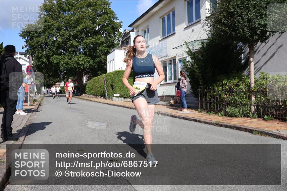 25.08.2024 - 20. Blankeneser Heldenlauf Strokosch-Dieckow http://msf.ph/oto/6867517 25.08.2024 10:29:06 Ziel 6085, 6296, 6337, 6417, 6422 meine-sportfotos.de