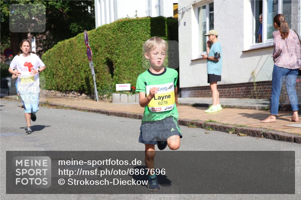 25.08.2024 - 20. Blankeneser Heldenlauf Strokosch-Dieckow http://msf.ph/oto/6867696 25.08.2024 10:29:18 Ziel 6108, 6196, 6278, 6323, 6365, 6366, 6414, 6417, 6422, 6499 meine-sportfotos.de