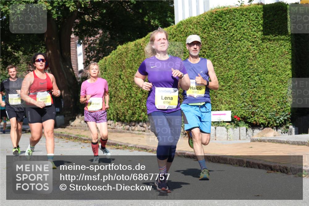 25.08.2024 - 20. Blankeneser Heldenlauf Strokosch-Dieckow http://msf.ph/oto/6867757 25.08.2024 10:29:22 Ziel 6108, 6196, 6278, 6323, 6365, 6366, 6394, 6414, 6488, 6489, 6499 meine-sportfotos.de