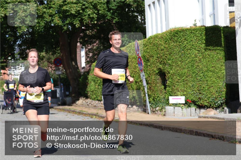 25.08.2024 - 20. Blankeneser Heldenlauf Strokosch-Dieckow http://msf.ph/oto/6867830 25.08.2024 10:29:25 Ziel 6108, 6117, 6196, 6260, 6323, 6365, 6366, 6394, 6419, 6488, 6489, 6495, 6499 meine-sportfotos.de