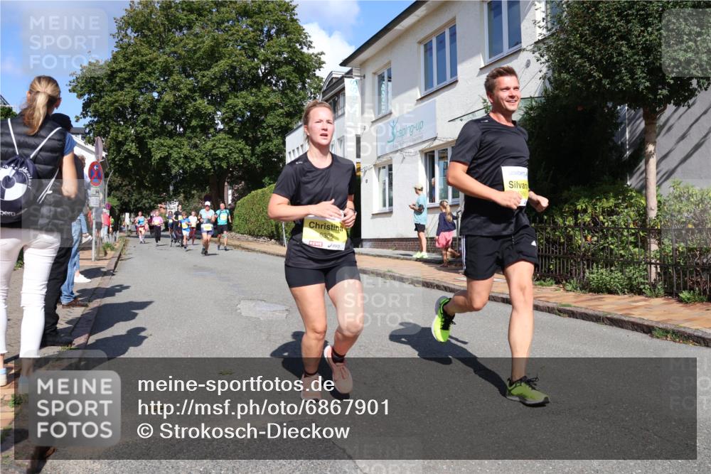 25.08.2024 - 20. Blankeneser Heldenlauf Strokosch-Dieckow http://msf.ph/oto/6867901 25.08.2024 10:29:27 Ziel 6108, 6117, 6196, 6260, 6323, 6365, 6366, 6394, 6419, 6488, 6489, 6495, 6499 meine-sportfotos.de