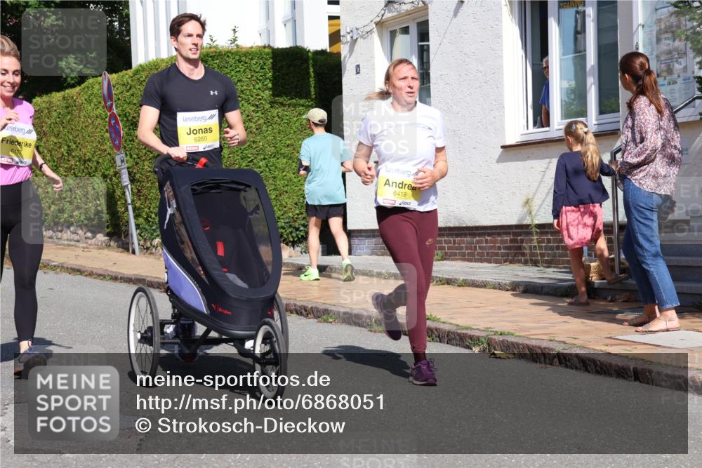 25.08.2024 - 20. Blankeneser Heldenlauf Strokosch-Dieckow http://msf.ph/oto/6868051 25.08.2024 10:29:33 Ziel 6117, 6260, 6276, 6305, 6394, 6419, 6461, 6488, 6489, 6495 meine-sportfotos.de