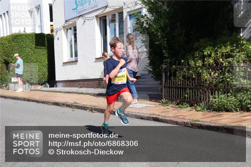 25.08.2024 - 20. Blankeneser Heldenlauf Strokosch-Dieckow http://msf.ph/oto/6868306 25.08.2024 10:29:43 Ziel 6046, 6137, 6219, 6263, 6276, 6305, 6398, 6461 meine-sportfotos.de