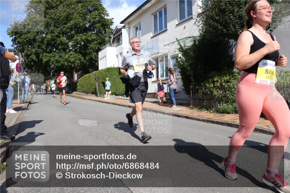25.08.2024 - 20. Blankeneser Heldenlauf Strokosch-Dieckow http://msf.ph/oto/6868484 25.08.2024 10:29:50 Ziel 6003, 6046, 6137, 6139, 6219, 6263, 6398 meine-sportfotos.de