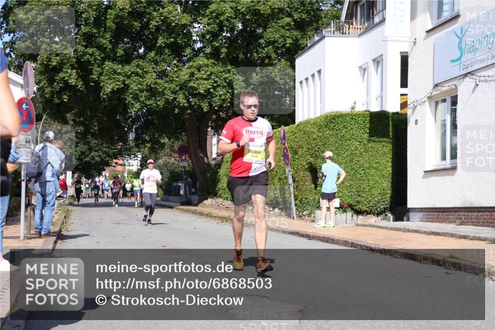 25.08.2024 - 20. Blankeneser Heldenlauf Strokosch-Dieckow http://msf.ph/oto/6868503 25.08.2024 10:29:51 Ziel 6003, 6046, 6137, 6139, 6219, 6263, 6358, 6398 meine-sportfotos.de