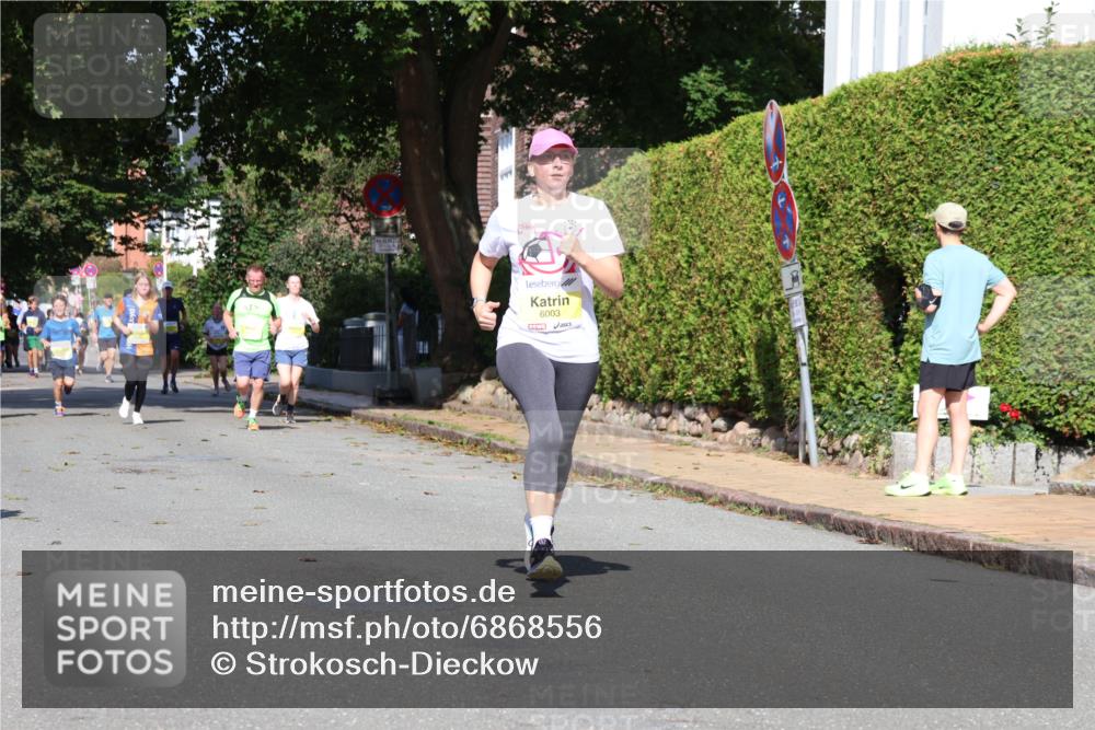25.08.2024 - 20. Blankeneser Heldenlauf Strokosch-Dieckow http://msf.ph/oto/6868556 25.08.2024 10:29:54 Ziel 6003, 6046, 6134, 6137, 6138, 6139, 6263, 6321, 6358, 6398 meine-sportfotos.de