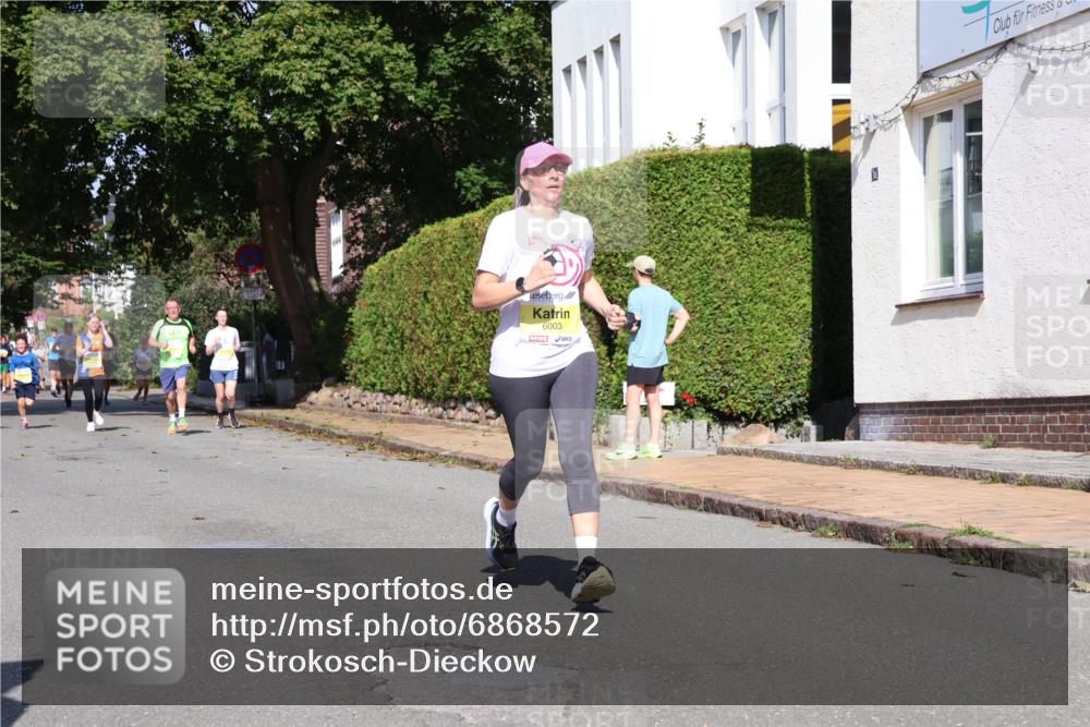 25.08.2024 - 20. Blankeneser Heldenlauf Strokosch-Dieckow http://msf.ph/oto/6868572 25.08.2024 10:29:55 Ziel 6003, 6046, 6134, 6138, 6139, 6321, 6358, 6398 meine-sportfotos.de