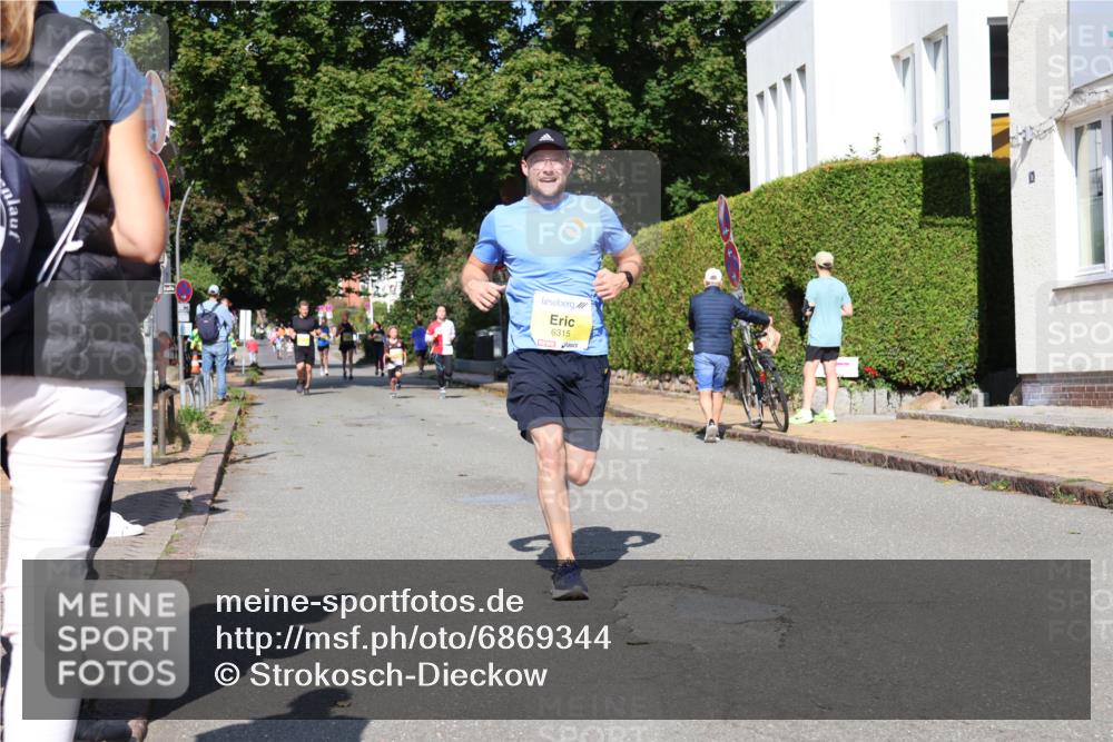 25.08.2024 - 20. Blankeneser Heldenlauf Strokosch-Dieckow http://msf.ph/oto/6869344 25.08.2024 10:30:44 Ziel 6315, 6339, 6474, 6516 meine-sportfotos.de