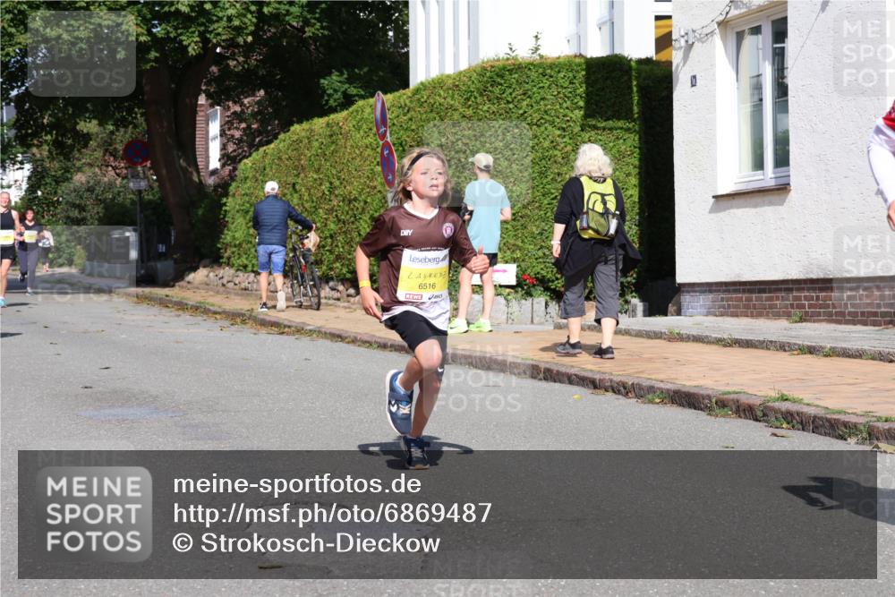 25.08.2024 - 20. Blankeneser Heldenlauf Strokosch-Dieckow http://msf.ph/oto/6869487 25.08.2024 10:30:50 Ziel 6271, 6290, 6339, 6364, 6400, 6401, 6516 meine-sportfotos.de