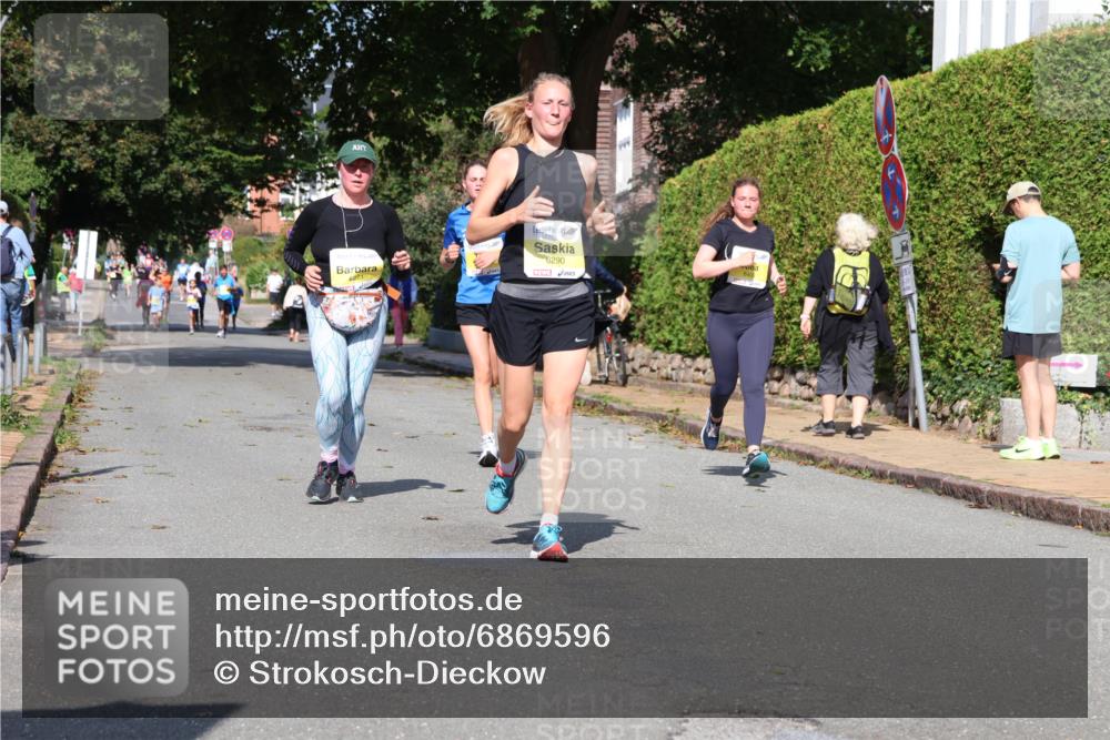 25.08.2024 - 20. Blankeneser Heldenlauf Strokosch-Dieckow http://msf.ph/oto/6869596 25.08.2024 10:30:56 Ziel 6271, 6290, 6364, 6400, 6401 meine-sportfotos.de