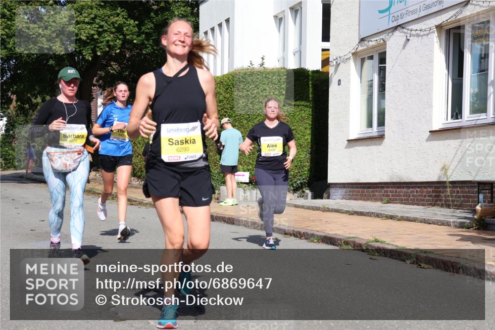 25.08.2024 - 20. Blankeneser Heldenlauf Strokosch-Dieckow http://msf.ph/oto/6869647 25.08.2024 10:30:58 Ziel 6271, 6290, 6364, 6400, 6401 meine-sportfotos.de