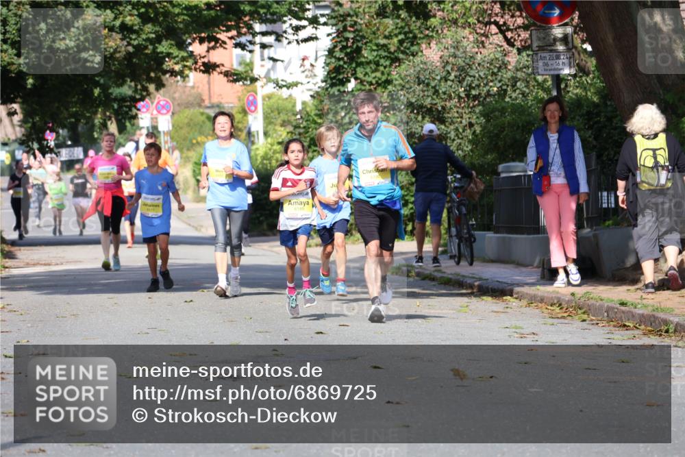 25.08.2024 - 20. Blankeneser Heldenlauf Strokosch-Dieckow http://msf.ph/oto/6869725 25.08.2024 10:31:10 Ziel 6067, 6177, 6189, 6190, 6490 meine-sportfotos.de