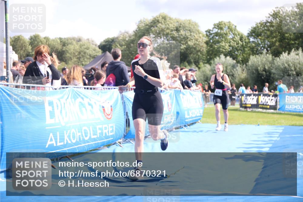 25.08.2024 - Elbe Triathlon Hamburg H.Heesch http://msf.ph/oto/6870321 25.08.2024 11:58:28 Ziel 476, 512, 1645 meine-sportfotos.de