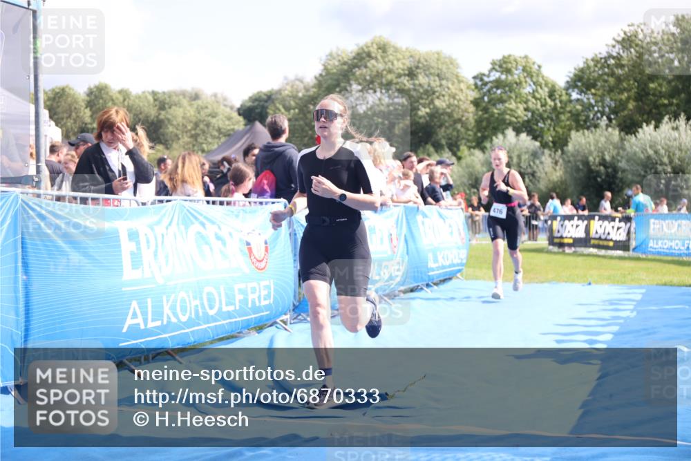 25.08.2024 - Elbe Triathlon Hamburg H.Heesch http://msf.ph/oto/6870333 25.08.2024 11:58:28 Ziel 476, 512, 1645 meine-sportfotos.de