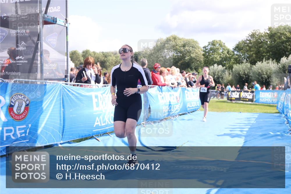 25.08.2024 - Elbe Triathlon Hamburg H.Heesch http://msf.ph/oto/6870412 25.08.2024 11:58:28 Ziel 476, 512, 1645 meine-sportfotos.de