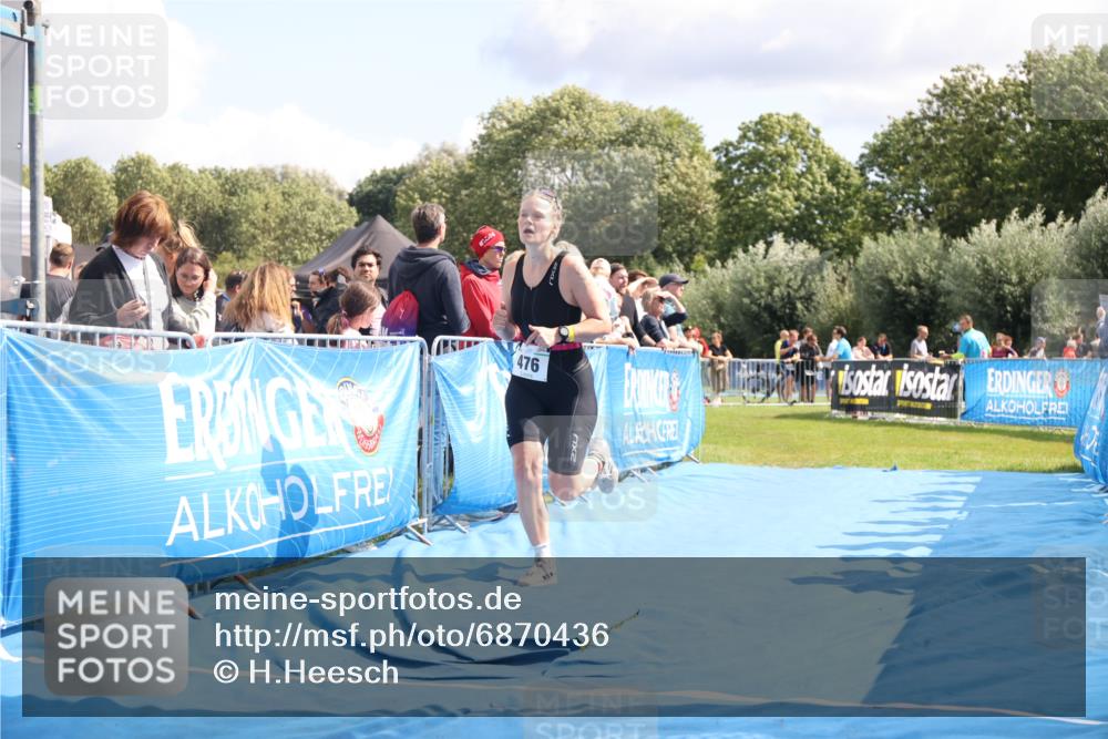 25.08.2024 - Elbe Triathlon Hamburg H.Heesch http://msf.ph/oto/6870436 25.08.2024 11:58:30 Ziel 476, 512 meine-sportfotos.de