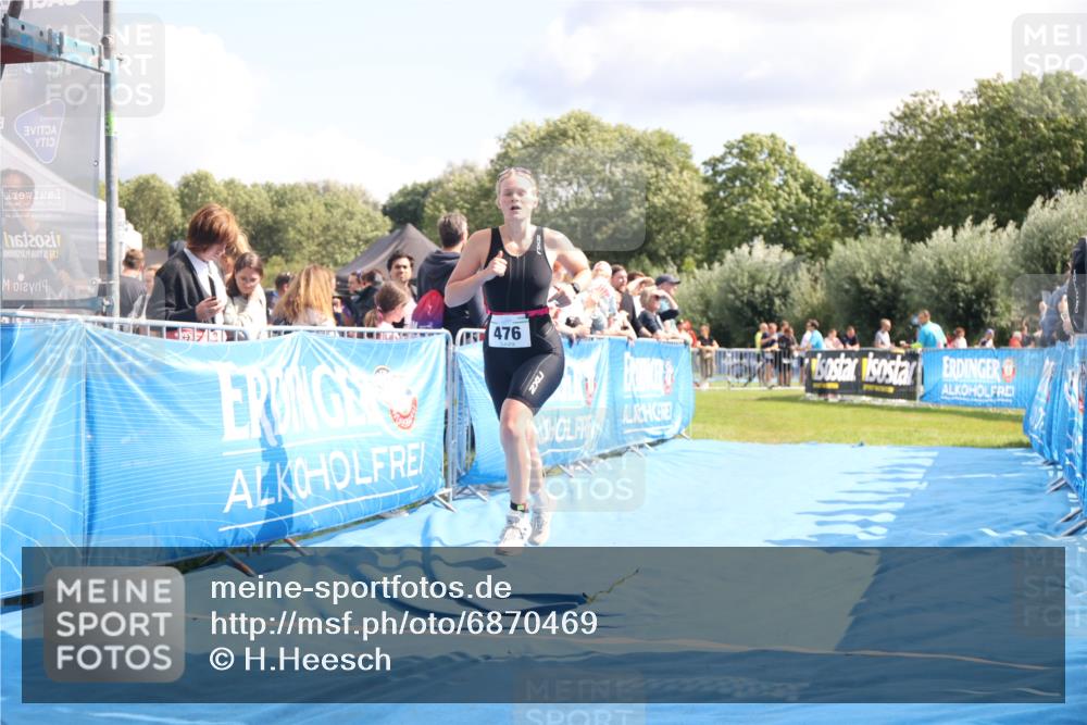 25.08.2024 - Elbe Triathlon Hamburg H.Heesch http://msf.ph/oto/6870469 25.08.2024 11:58:30 Ziel 476, 512 meine-sportfotos.de