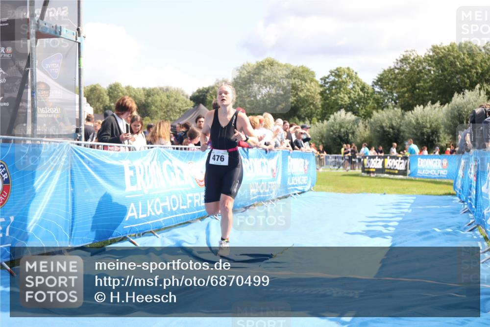 25.08.2024 - Elbe Triathlon Hamburg H.Heesch http://msf.ph/oto/6870499 25.08.2024 11:58:30 Ziel 476, 512 meine-sportfotos.de