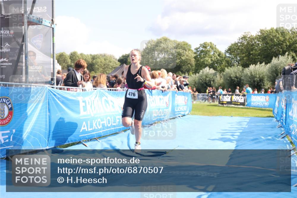 25.08.2024 - Elbe Triathlon Hamburg H.Heesch http://msf.ph/oto/6870507 25.08.2024 11:58:30 Ziel 476, 512 meine-sportfotos.de