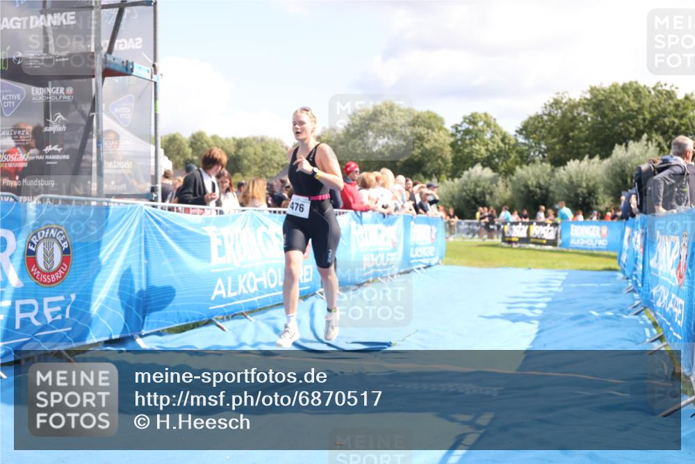 25.08.2024 - Elbe Triathlon Hamburg H.Heesch http://msf.ph/oto/6870517 25.08.2024 11:58:30 Ziel 476, 512 meine-sportfotos.de