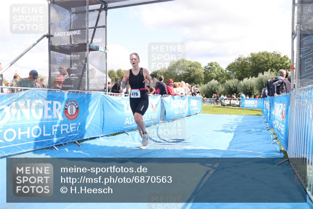 25.08.2024 - Elbe Triathlon Hamburg H.Heesch http://msf.ph/oto/6870563 25.08.2024 11:58:30 Ziel 476, 512 meine-sportfotos.de