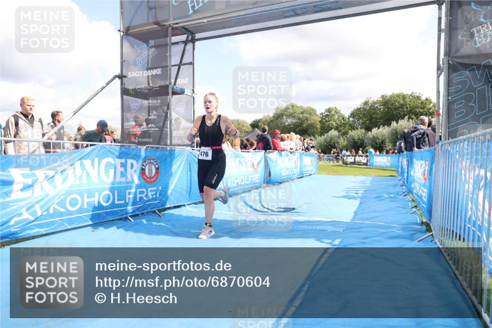 25.08.2024 - Elbe Triathlon Hamburg H.Heesch http://msf.ph/oto/6870604 25.08.2024 11:58:31 Ziel 476, 512 meine-sportfotos.de